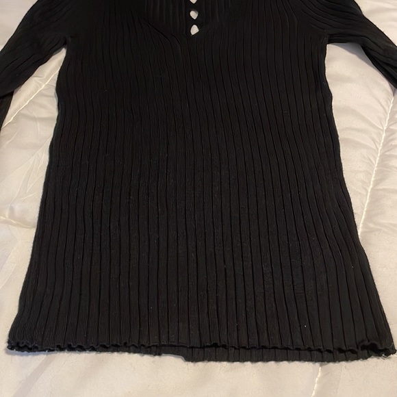 Express V Neck Cut Out Sweater - Picture 6 of 6